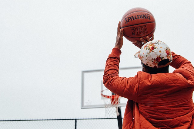 Avrupa Basketbolu ile Amerikan Basketbolu Arasındaki Stil Farkları Nelerdir? Avrupa Basketbolu ile Amerikan Basketbolu Arasındaki Stil Farkları Nelerdir?